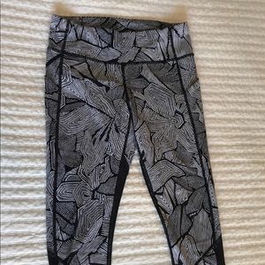 Lululemon Rival pants size 6